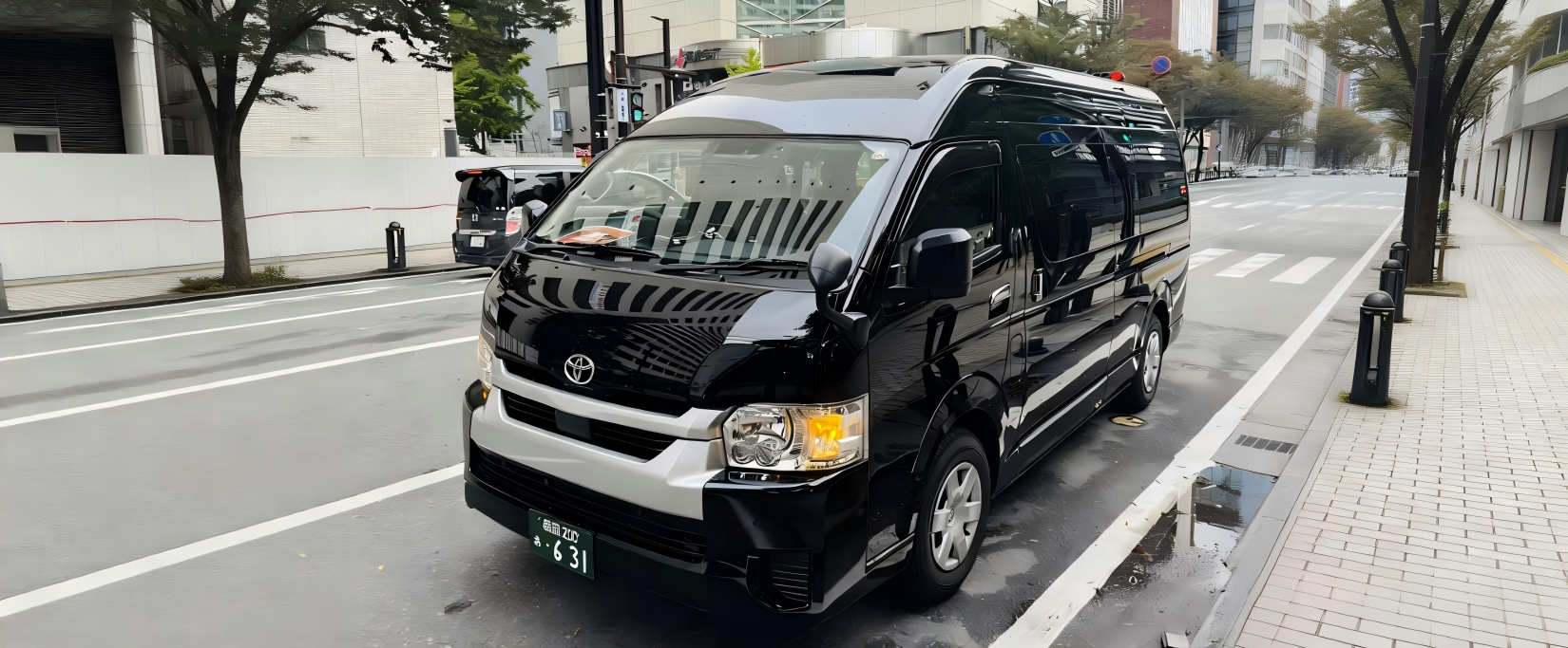13人座商務車